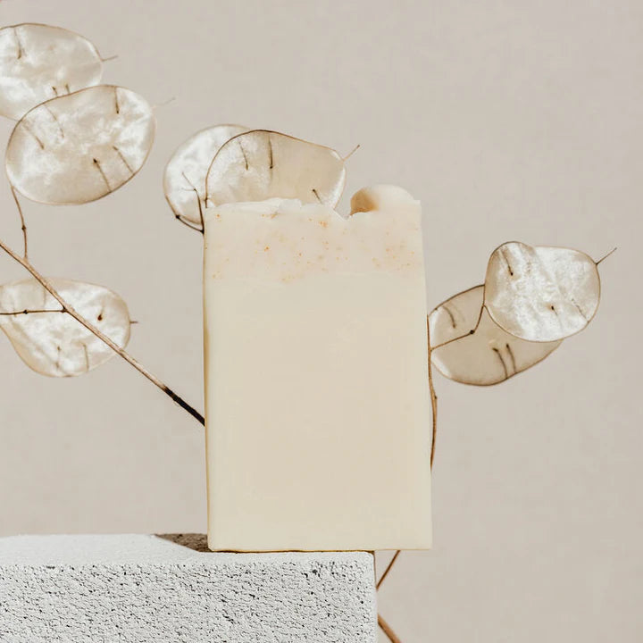 Kojic Acid & Turmeric Soap